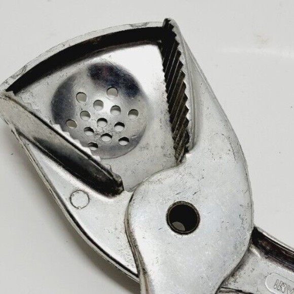 VTG IRVIN WARE Hand Held Citrus Squeezer Lemon Juice Barware Silver MADE IN USA - Picture 3 of 9